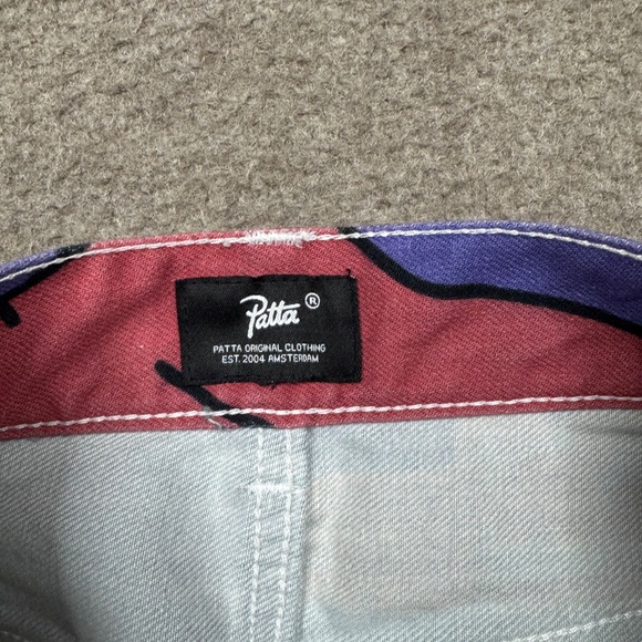 Patta Men's Pants Size 32 x 30 Multicolor Denim Straight Magazine AOP Graphic - Picture 7 of 11